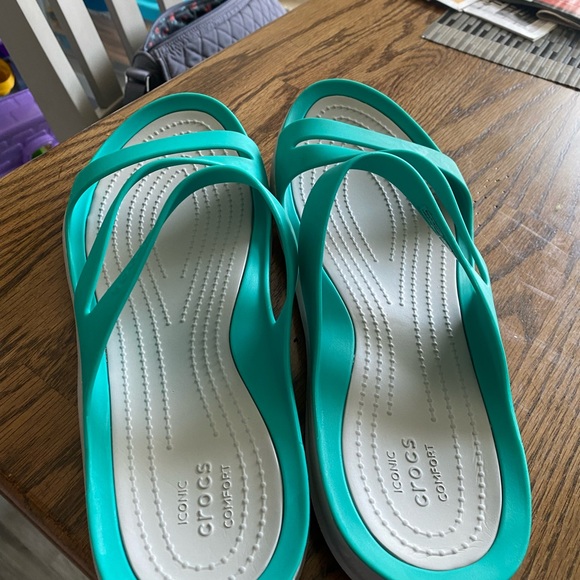 Crocs Swiftwater Sandals - Picture 2 of 3